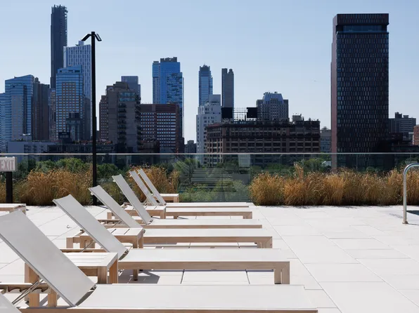 180 Front Street image 19 of 38