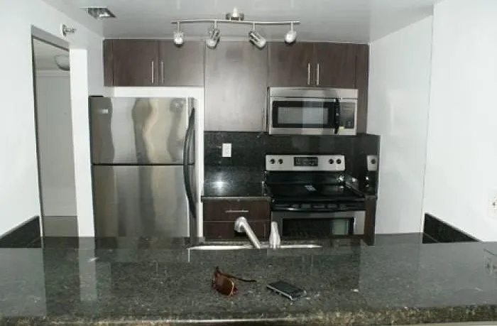 850 Miami Ave #1