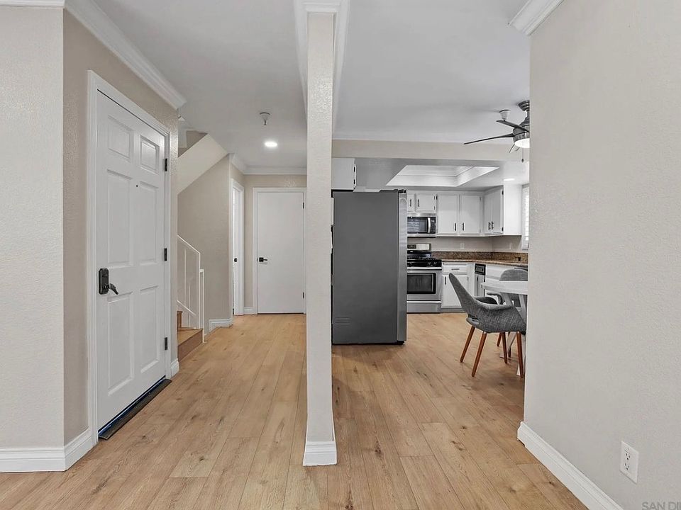 1st image of 14927 Condon Ave