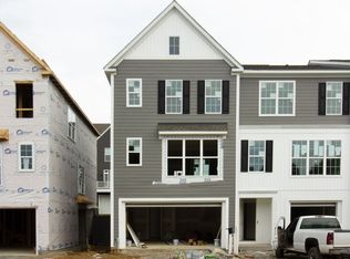 1131 Sray Ln, Bridgeville, PA 15017