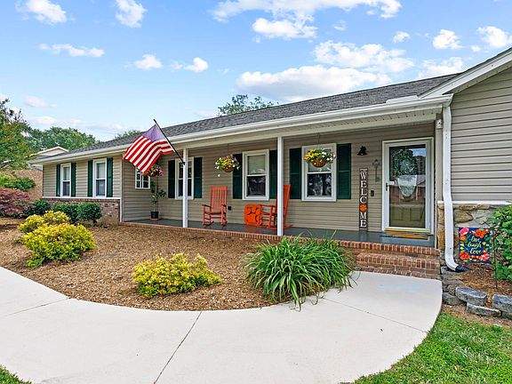 4th image of 106 Melissa Ct
