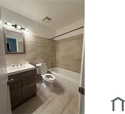 3 bed, 2364 sqft, $2,600 — Photo 3