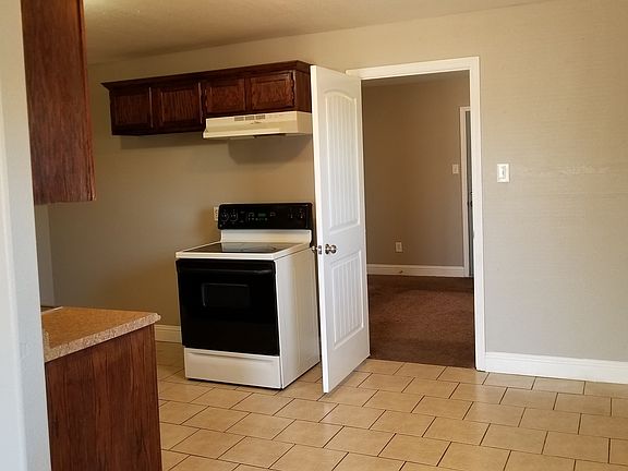 5th image of 3207 Dartmouth St