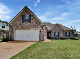 3230 Magnolia Bloom Dr, Hernando, MS 38632