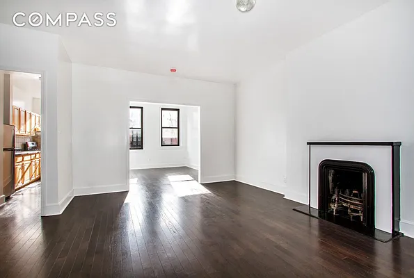 Rented by Compass | media 29