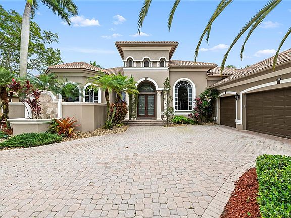3rd image of 7276 NW 127th Way