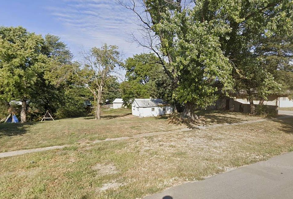 1st image of 209 Whiting St