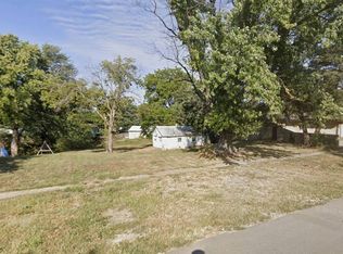 209 Whiting St, Milford, KS 66514