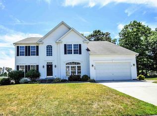 320 Blossom Cir, Egg Harbor Township, NJ 08234