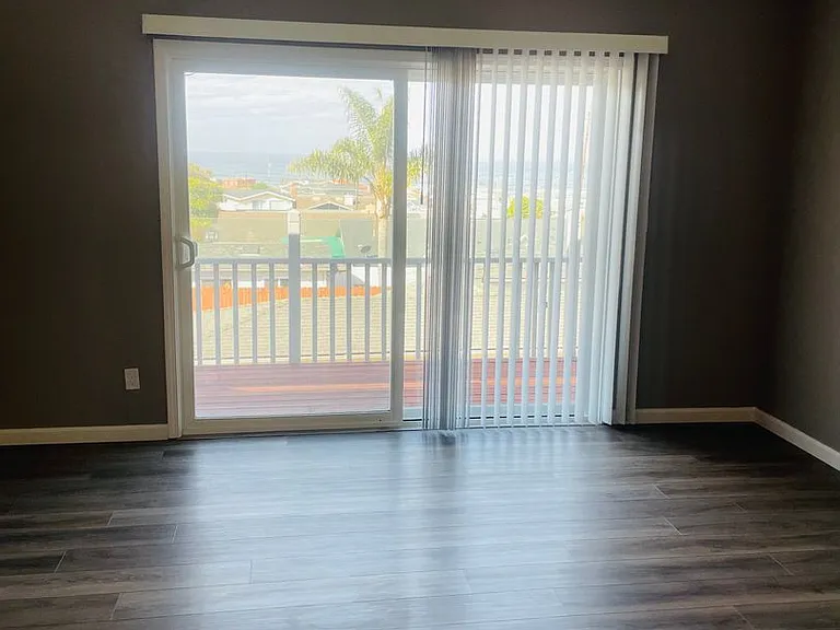 1024 S Ocean Ave — Photo 4