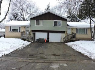762-764 Nelson Ln, Watertown, WI 53098