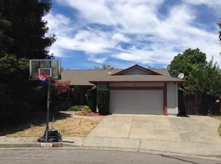 700 Magnolia Ct, Fairfield, CA 94533