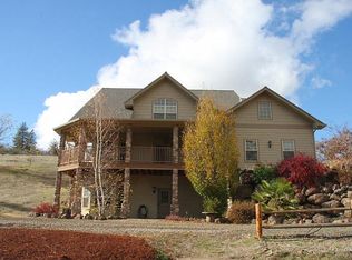 17525 Highway 62, Eagle Point, OR 97524