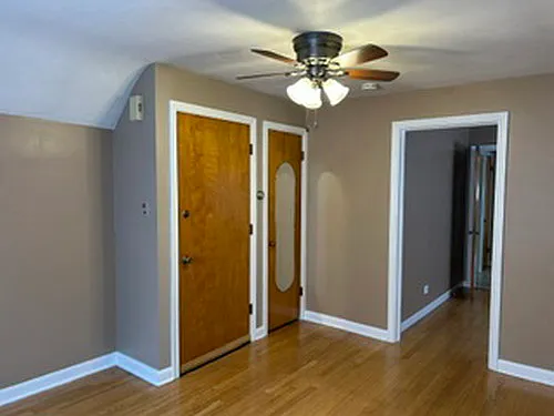 5439 N Neenah Ave #2 — Photo 6