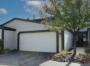 950 New Haven Ct, Northville, MI