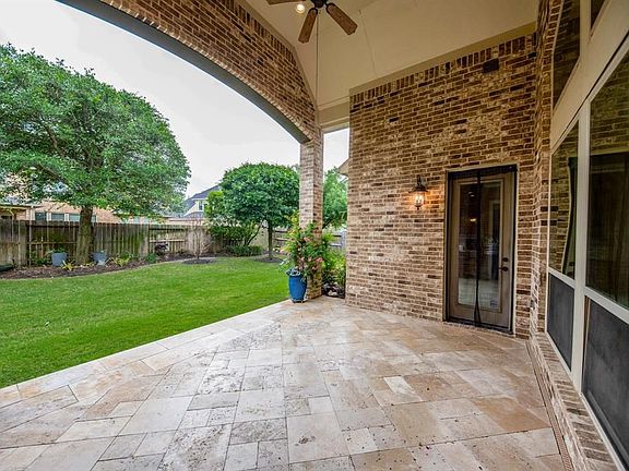 3rd image of 26723 Cedardale Pines Dr