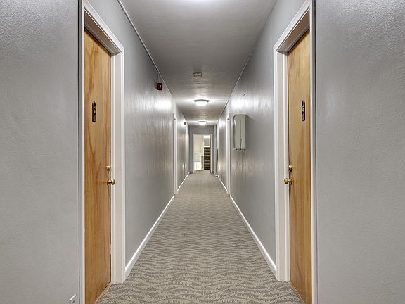 4th image of 625 Cleveland Ave S APT 107