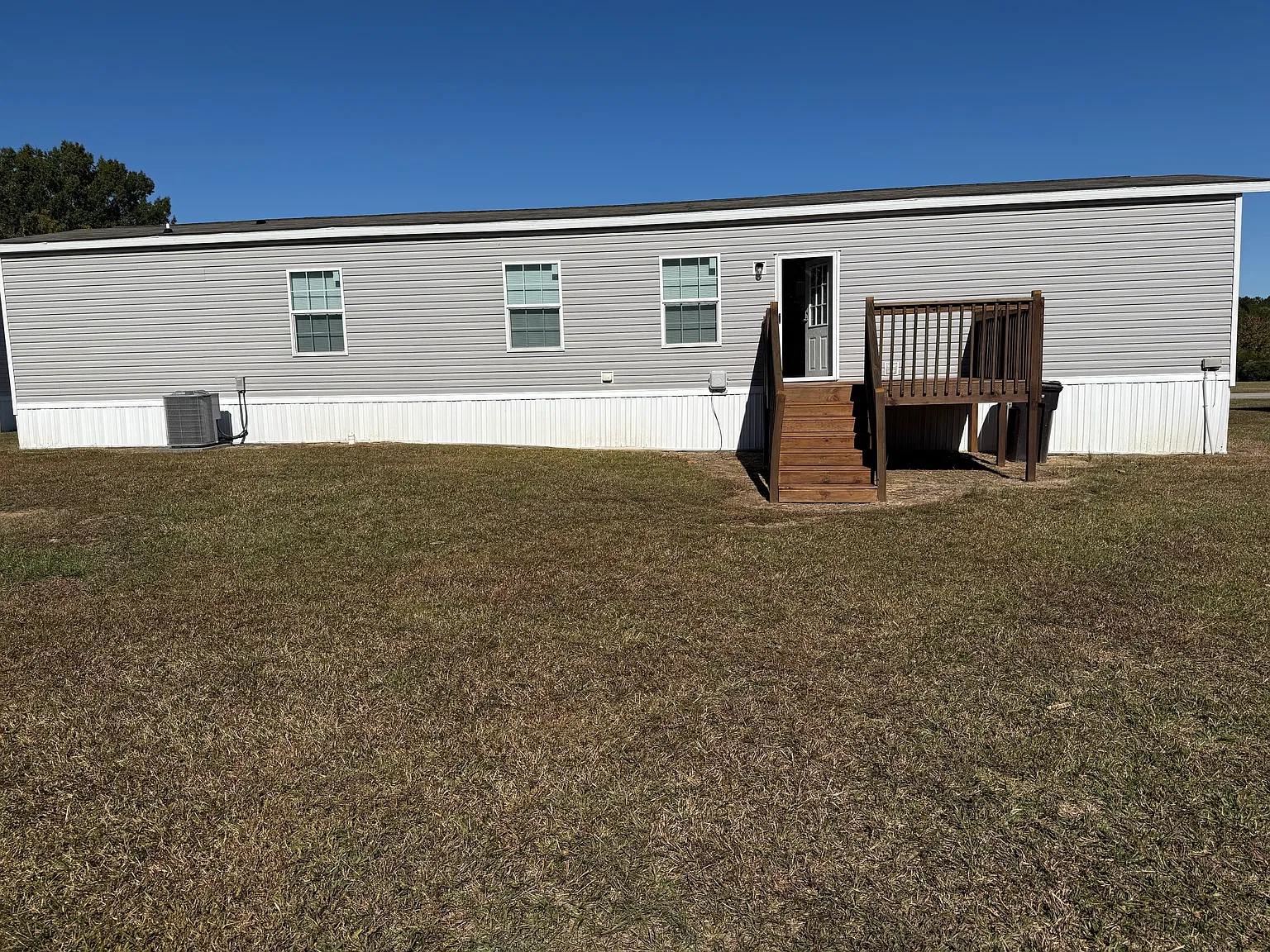 3 bed, $1,150 — Photo 2