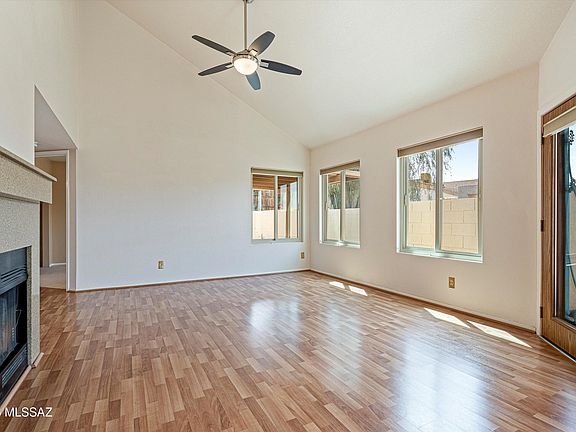 4th image of 2763 W Cattail Pl
