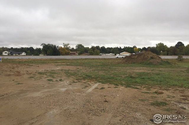 2nd image of 1447 Rancho Way