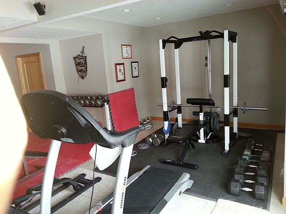 basement work out area