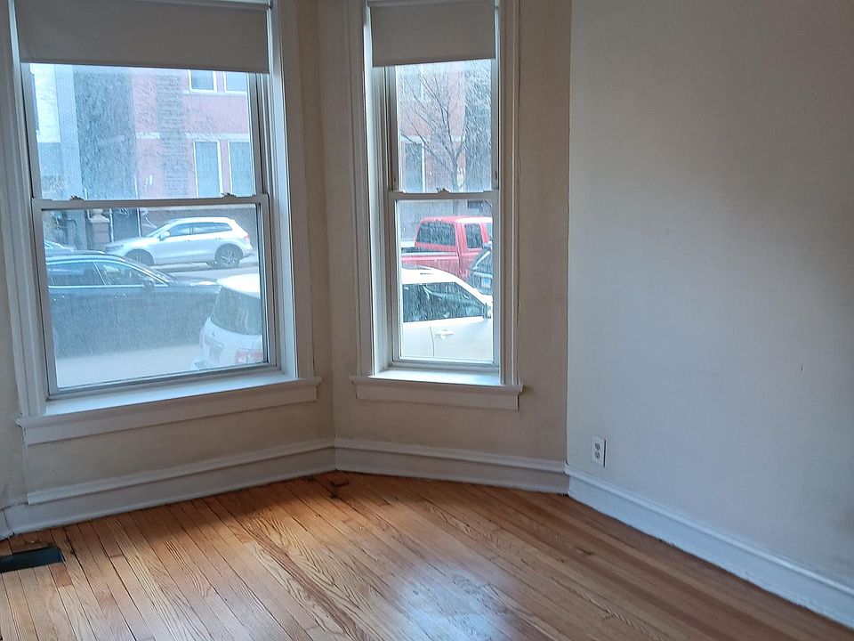bedroom facing N. Western Ave.
