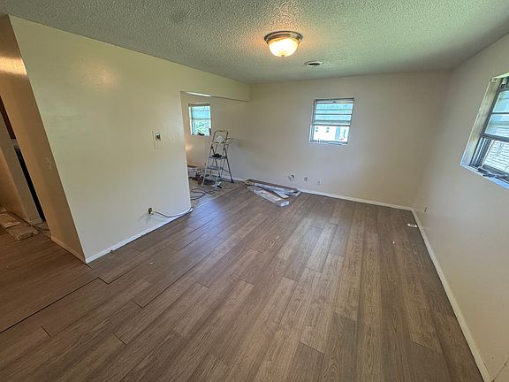 3rd image of 37 Riley Manor Cir #43A