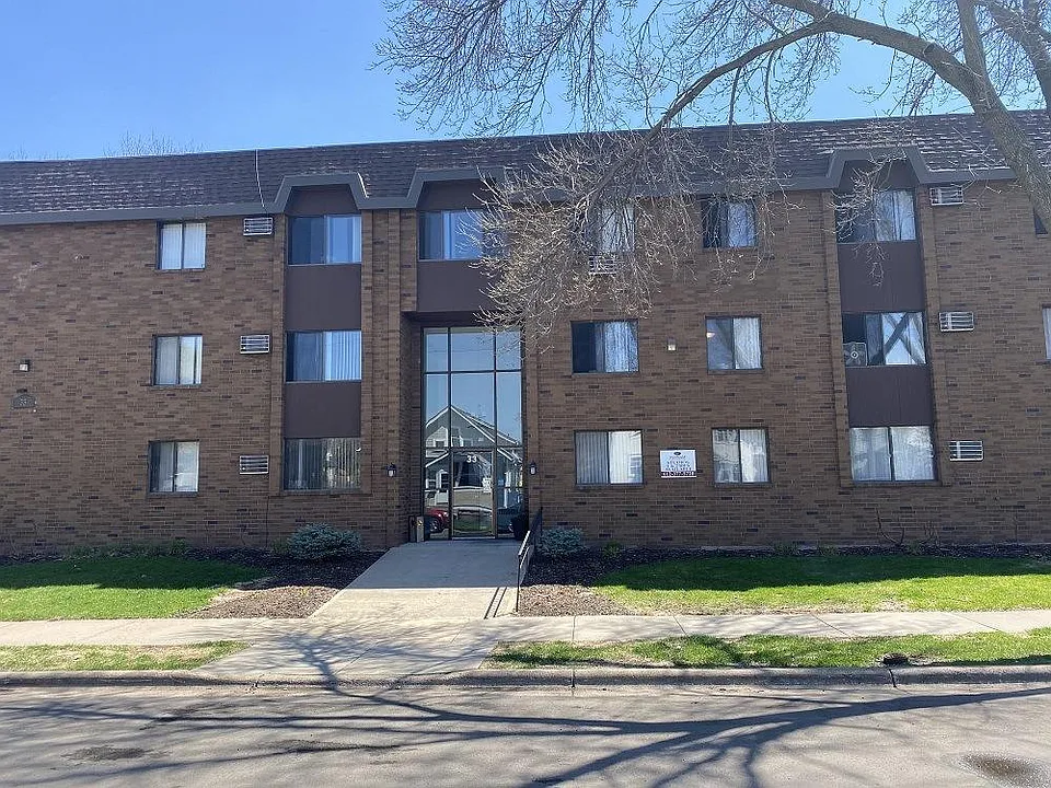 33 6th Ave