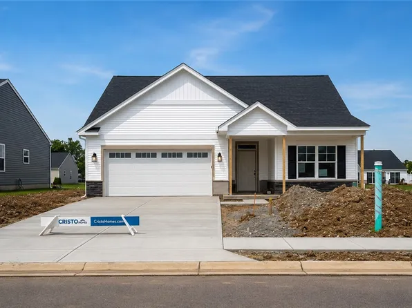 1219 Blue Spruce Ln, Wilmington, OH 45177