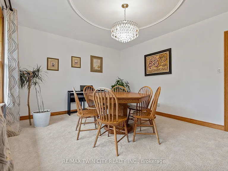 36 Maple Hill Dr — Photo 17