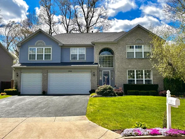 1966 S Egret Ct, Libertyville, IL 60048