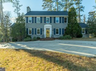 1588 Waverland Dr, Macon, GA 31211