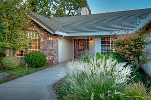 3rd image of 9393 Wagonette Way