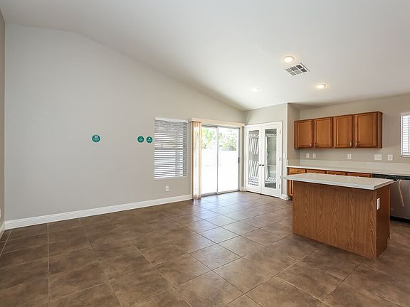 5th image of 5916 Berry Hill Ln