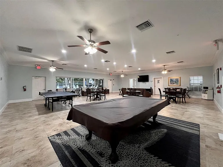 6475 Bay Club Dr #4 — Photo 24
