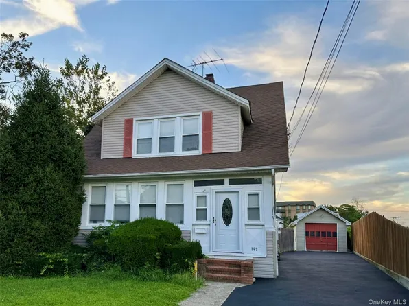 169 Butler Street, Westbury, NY 11590