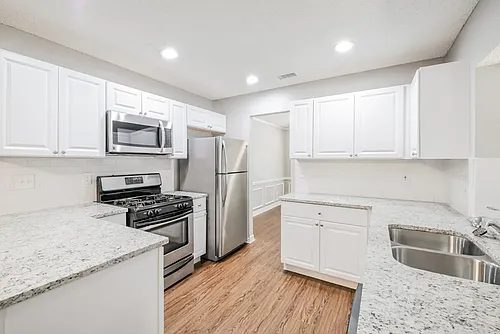5230 Hollow Bend Ln Photo 1