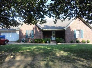 283 Groom Ave, Covington, TN 38019
