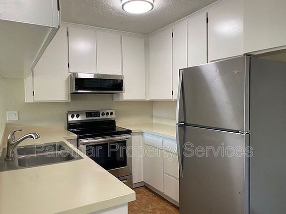 5th image of 1112 E 2nd Ave