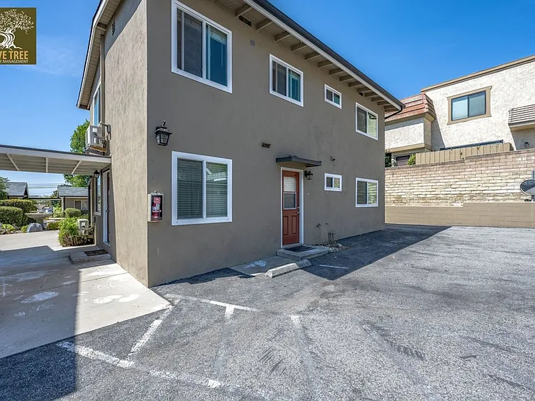 145 E Sierra Madre Blvd — Photo 32