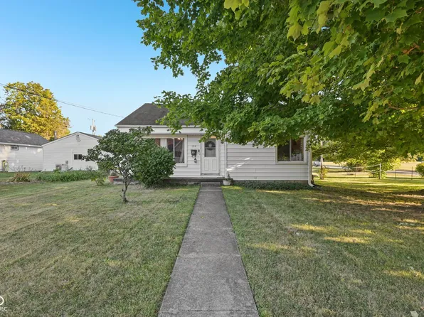 104 Forest Ave, Greenfield, IN 46140