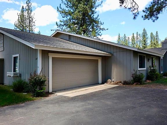 3rd image of 102 W Ponderosa Dr
