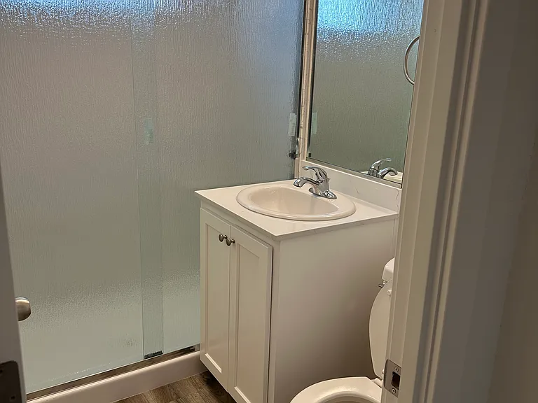 1215 Amador Ave — Photo 2