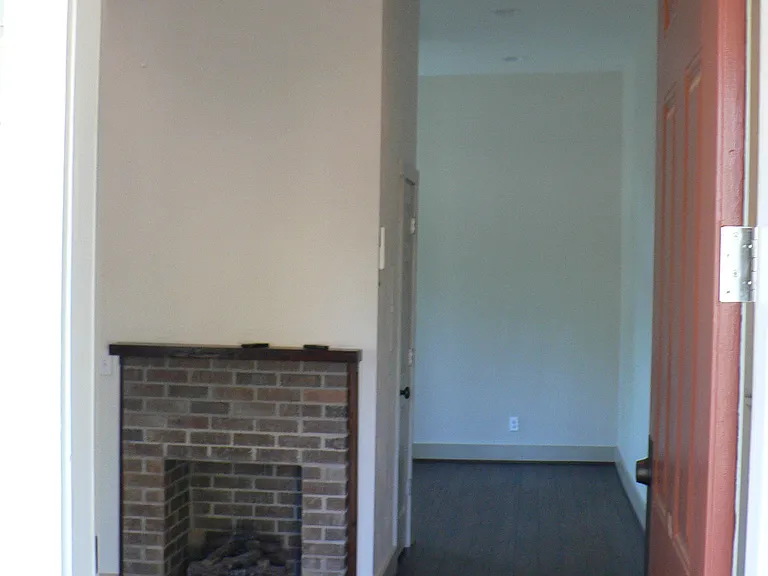 426 SE 2nd St #B — Photo 6