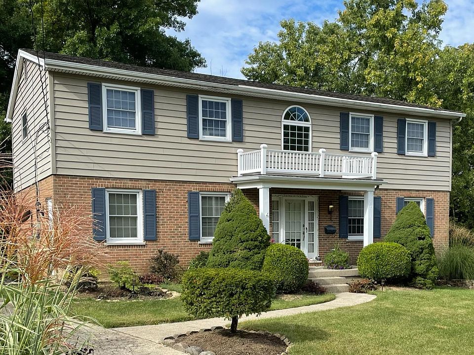 1st image of 5667 Alomar Dr