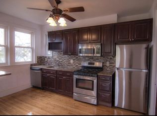124 Ocean St APT 3A, Lynn, MA 01902
