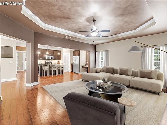 4th image of 8012 Canonbury Dr