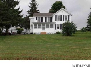 693 Windfall Rd, Utica, NY 13502