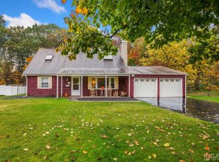 15 Tunnell Rd, Somerset, NJ 08873