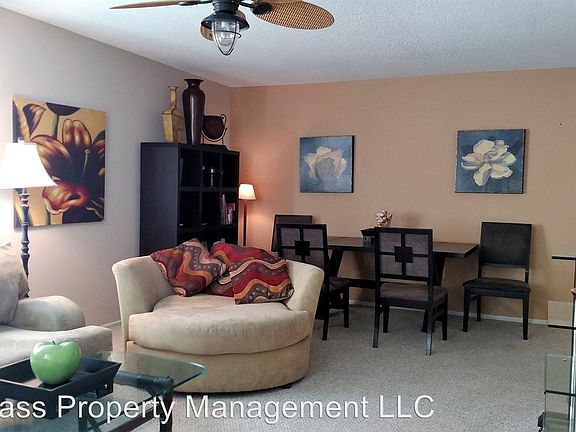 2nd image of 620 Flamingo Dr APT 101
